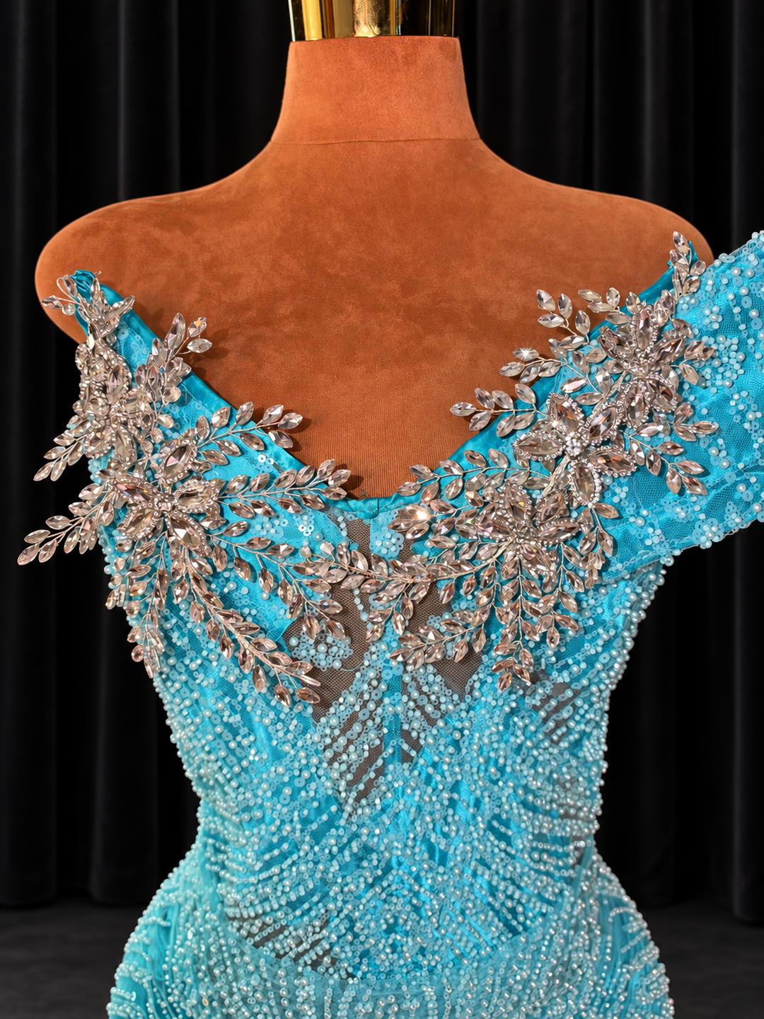 Aqua Majesty — Beaded Mermaid Prom Gown